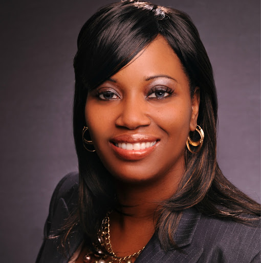 Shannon Holt Photo 37