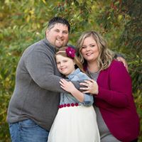 Elizabeth Delong Photo 16