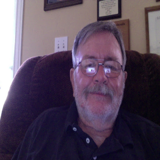 Kent Larson Photo 44