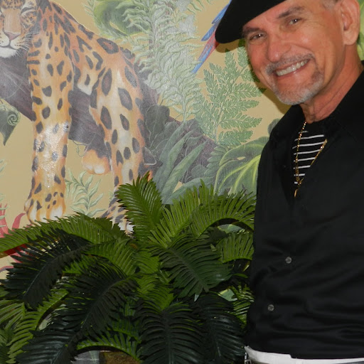Reinaldo Reyes Photo 5