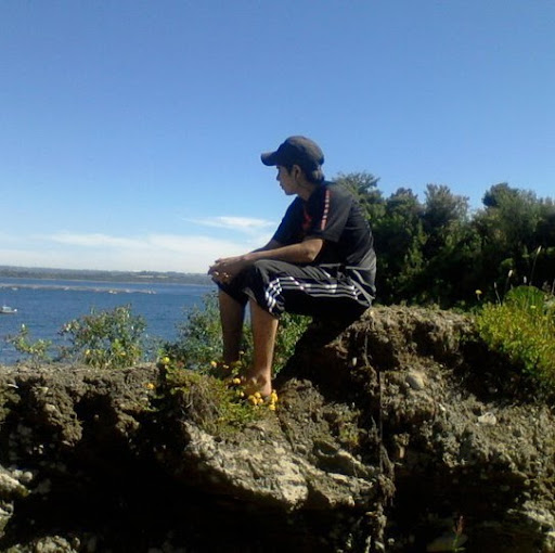 Guillermo Moraga Photo 9