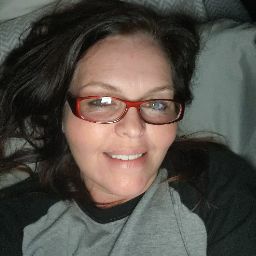 Michelle Calvert Photo 32