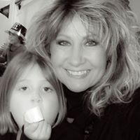 Nadine Young Photo 24