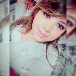 Caroline Salazar Photo 17