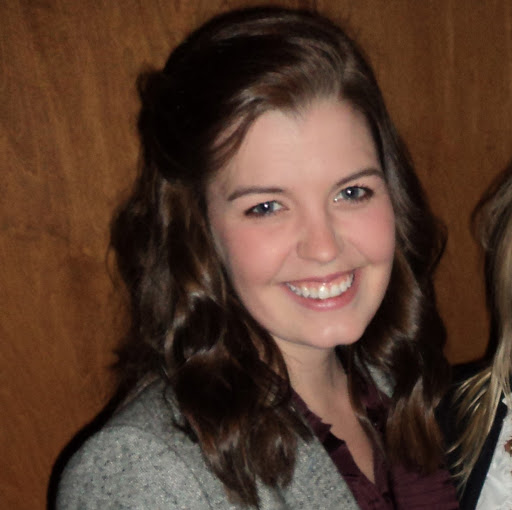 Rebecca Larsen Photo 33