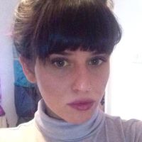 Danielle Holmes Photo 23