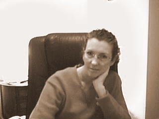 Vivian Moore Photo 26
