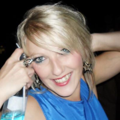 Lisa Skinner Photo 23