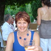 Debbie Humphries Photo 36