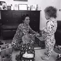 Victoria Andrews Photo 9