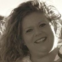Jennifer Walther Photo 27