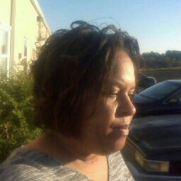 Alicia Howard Photo 37