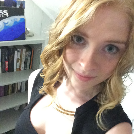 Emily Cochran Photo 36