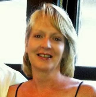 Julie Whalen Photo 28