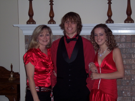 Carol Hopkins Photo 33