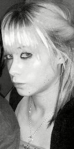 Candice Ellis Photo 19