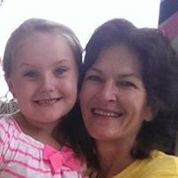 Vickie Robertson Photo 34