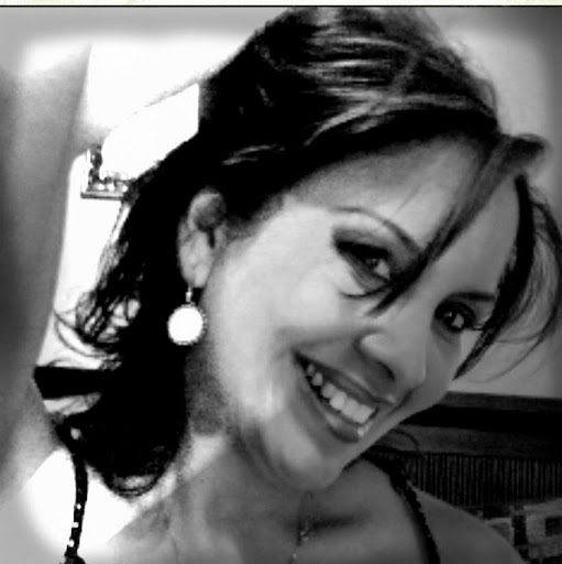 Lilliam Vazquez Photo 24