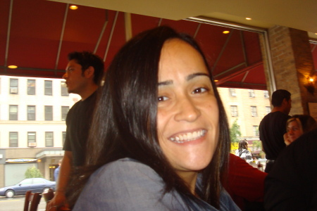 Brenda Santiago Photo 39
