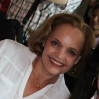 Sandra Schmidt Photo 38