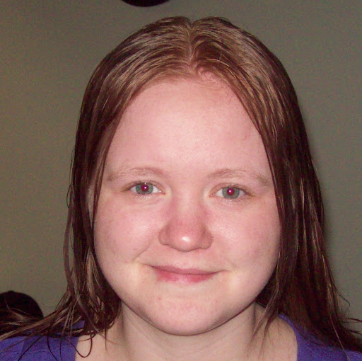 Holly Sewell Photo 35