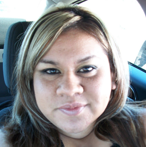 Jeannette Hernandez Photo 13