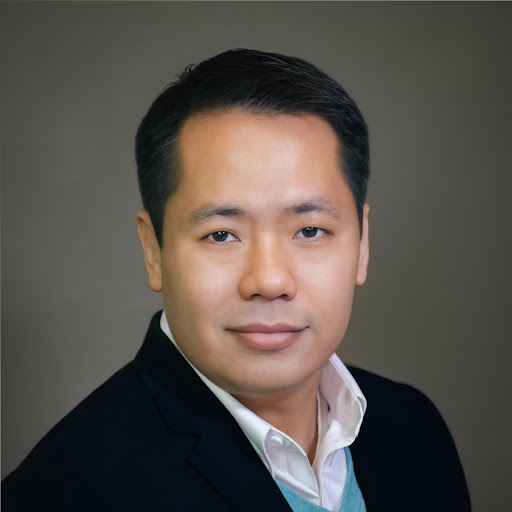 Chau Nguyen Photo 11