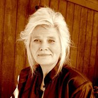 Deborah Neumann Photo 25