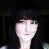 Janine Crowe Photo 9