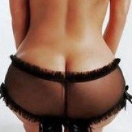 Lucy Gee Photo 12