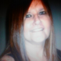 Debbie Howell Photo 30