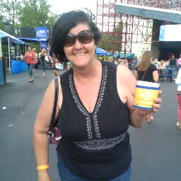 Lisa Lykins Photo 22