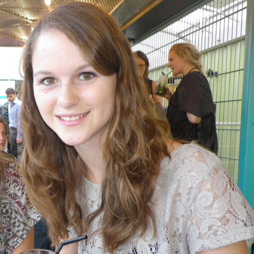 Catherine Hunt Photo 25
