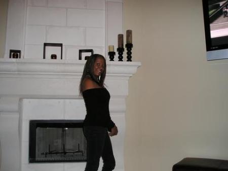Clara Richardson Photo 5