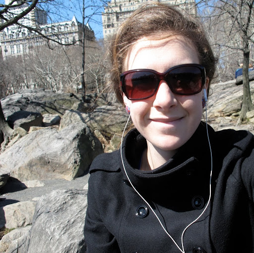 Sarah Stapleton Photo 13