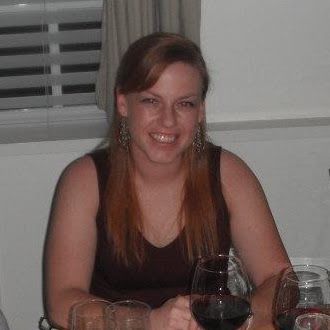 Elizabeth Stapleton Photo 38