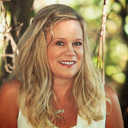Amy Emery Photo 8