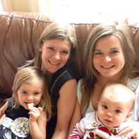 Lauren Edwards Photo 30