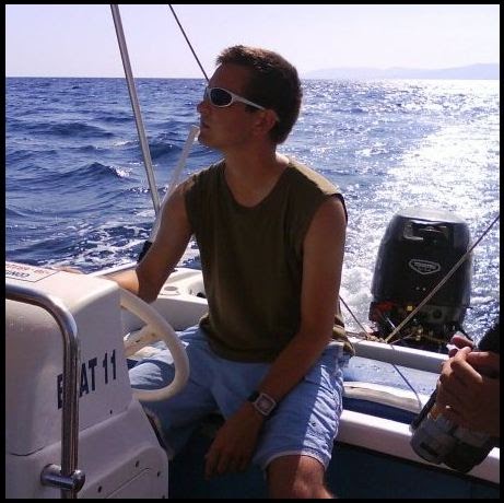 Drew Scott Photo 33