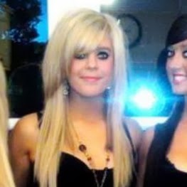 Leanne Cunningham Photo 9