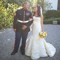 Angela Zayas Photo 4