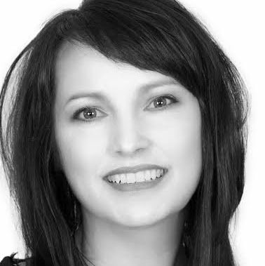 Julie Morrison Photo 34