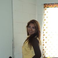 Mercy Robles Photo 8