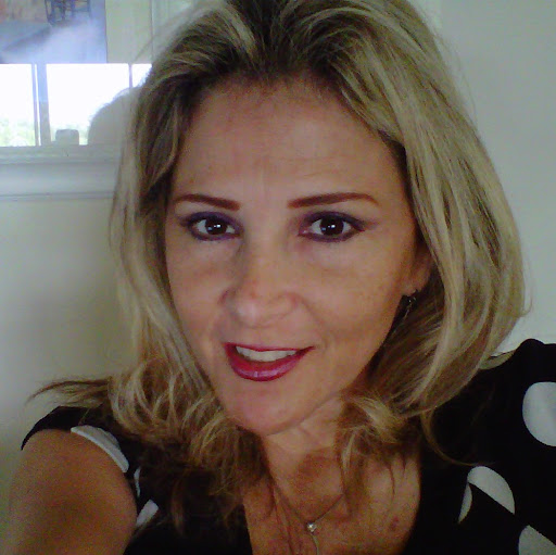 Gloria Villegas Photo 16