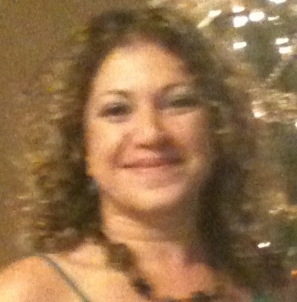 Aurea Rodriguez Photo 30