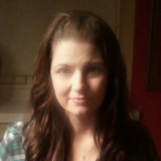 Angela Hollingsworth Photo 32
