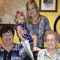 Peggy Pitts Photo 18