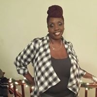 Lisa Smallwood Photo 20