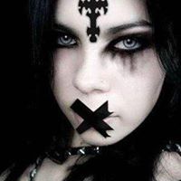 Sarah Kling Photo 4