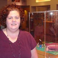 Julie Eslinger Photo 4